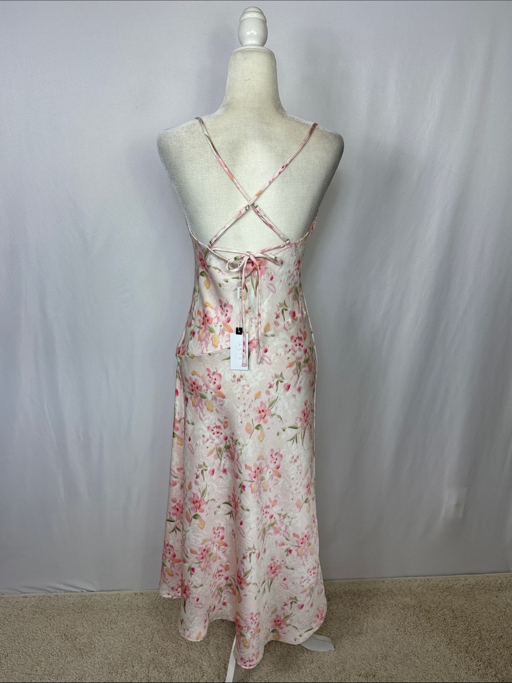 ASTR The Label Cowl Neck Satin Slip Midi Dress Size Small Floral Pink New - Picture 9 of 14
